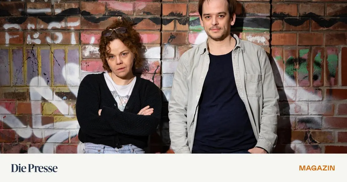 Bus-und-Bombe-in-St-P-lten-Frick-und-Vischer-inszenieren-Speed-premium-