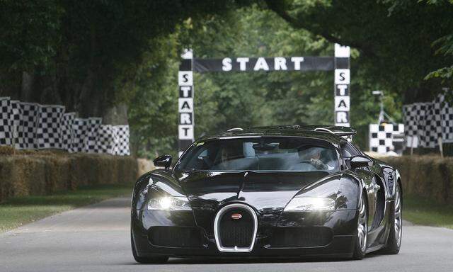 Ein Bugatti Veyron, wie hier beim Goodwood Festival of Speed, sollte für eine Rallye nach München transportiert werden. 