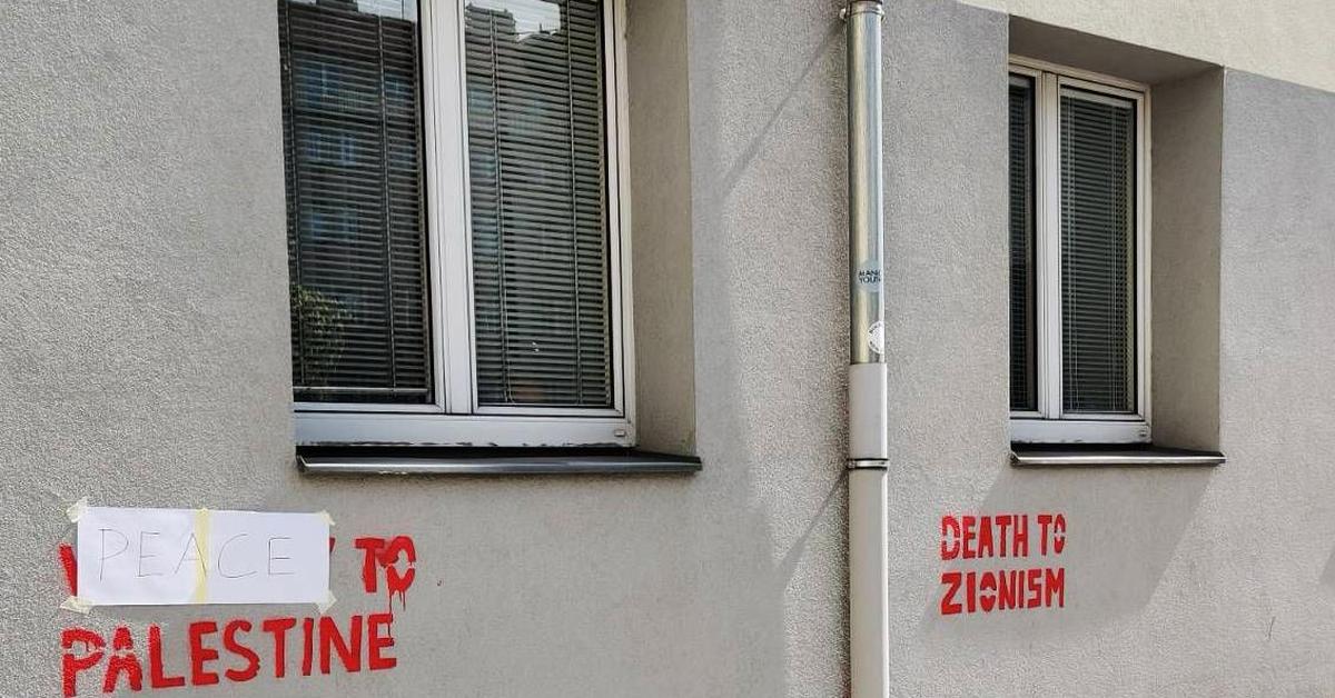 Vienna Jewish Shops Vandalized: Rise in Anti-Semitic Incidents Sparks Outrage