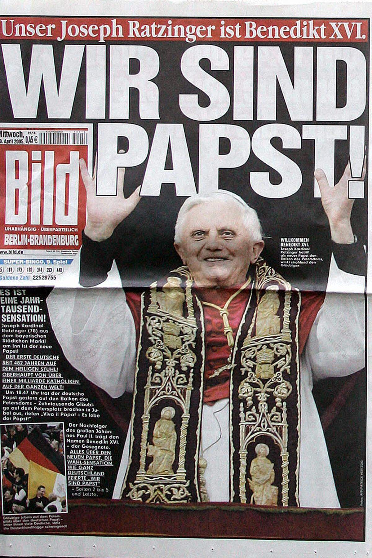 Kurze, knackige Titel, nicht selten mit dem Anspruch zum Größenwahn verbunden, sind die Maxime der "Bild". Die wohl berühmteste Schlagzeile kreierte man 2005, als Joseph Ratzinger zum neuen Papst Benedikt XVI. gewählt wurde: "Wir sind Papst!".