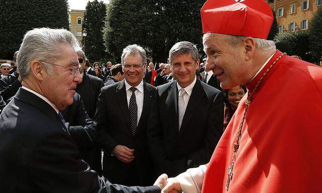 Staatliche und kirchliche Amtsträger bei der Amtseinführung von Papst Franziskus.