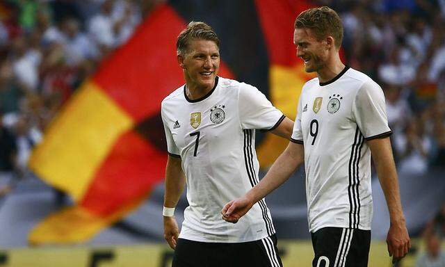 Football Soccer - Germany v Hungary - International Friendly