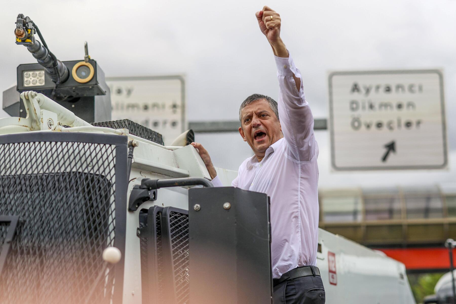 Die türkische Opposition bäumt sich gegen Erdoğan auf [premi