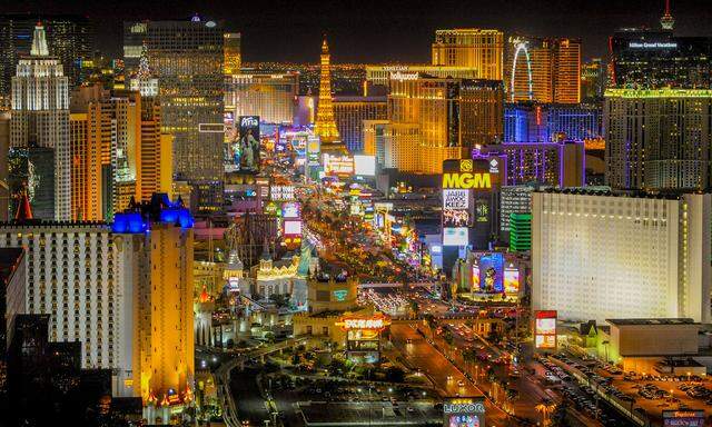 Das Synonym für Casino: Las Vegas wuchs durch das Glücksspiel zu einer Riesenstadt. 