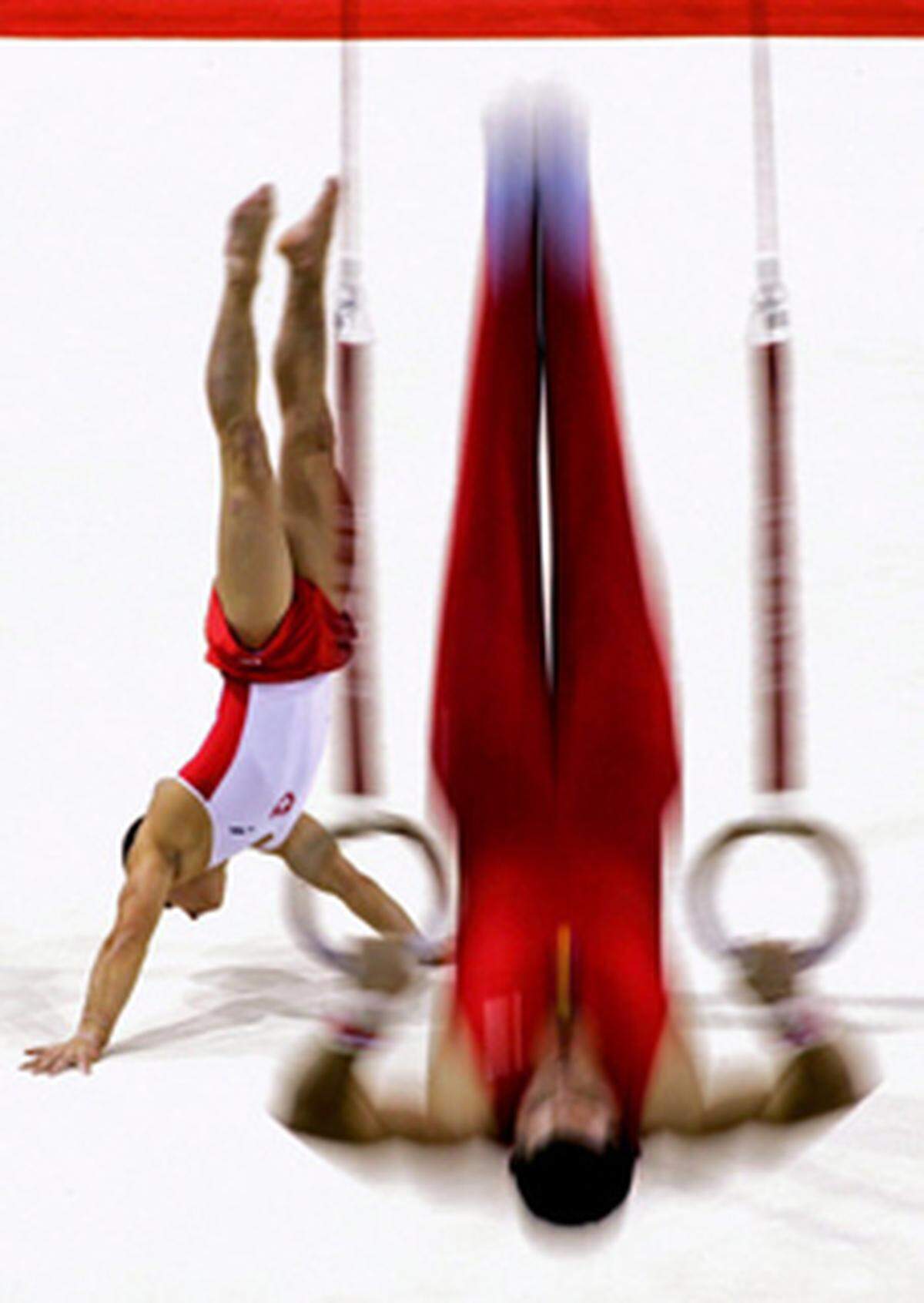 1. Preis: Max Rossi, Italien  Sportler bei der Gymnastik-Weltmeisterschaft in Dänemark im Oktober.