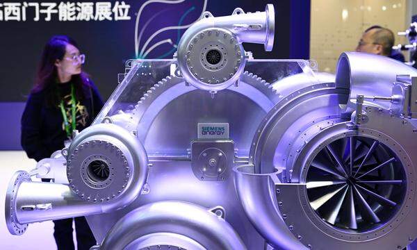 Ein Produkt von Siemens Energy in einer Ausstellung in China.