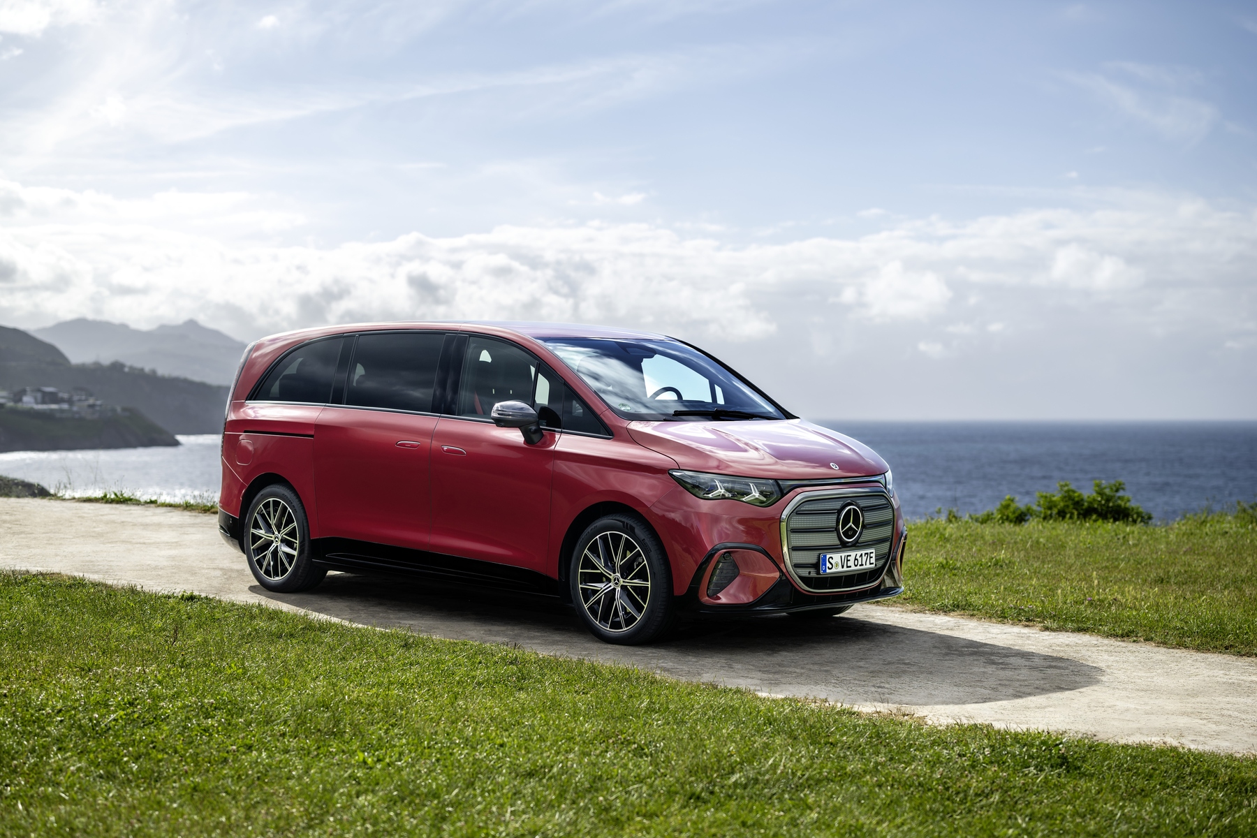 Mercedes VLE: A luxury lounge, family van, or gear hauler