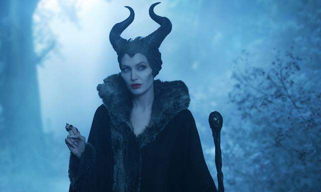 Dämonisch und liebevoll, kurzum hinreißend: Angelina Jolie als gehörnte Fee in „Maleficent 2“.