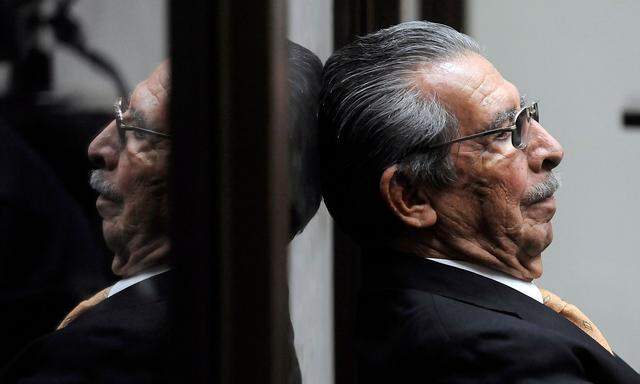 Efrain Rios Montt bei einer Gerichtsanhörung im Jahr 2013 in Guatemala.