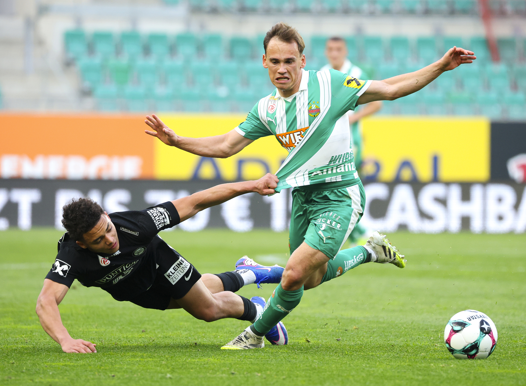 Sturm Graz baut Tabellenführung mit Sieg im Topspiel bei Rapid aus