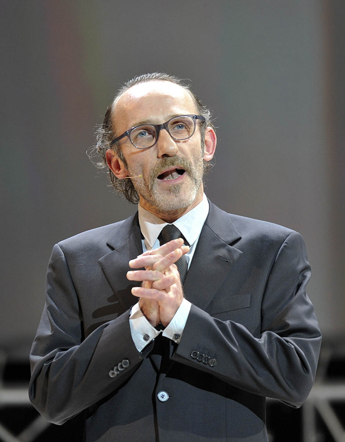 Karl Markovics, der dreieinhalb Jahre als Ensemblemitglied des Serapionstheaters gearbeitet hatte, hielt die Laudatio für die Kategorie "Lebenswerk" für ...