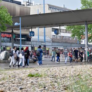 Der Tatort lag ganz in der Nähe des Floridsdorfer Bahnhofs (Bild).