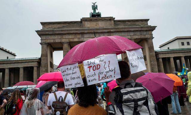 GERMANY-POLITICS-HEALTH-VIRUS-DEMO