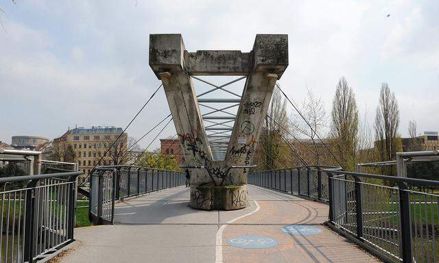 Brückenkopf am Donaukanal in Wien