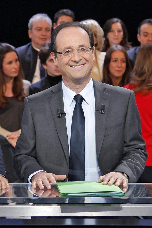 Der 57-jährige Sozialist erhielt in der Stichwahl gegen Sarkozy 51,7 Prozent der Stimmen.