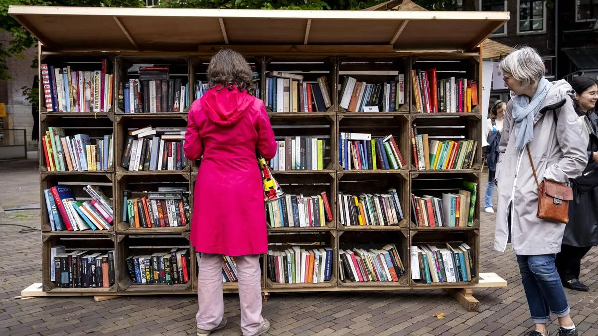 Zoom Books achète massivement des livres, possiblement pour entraîner des IA
