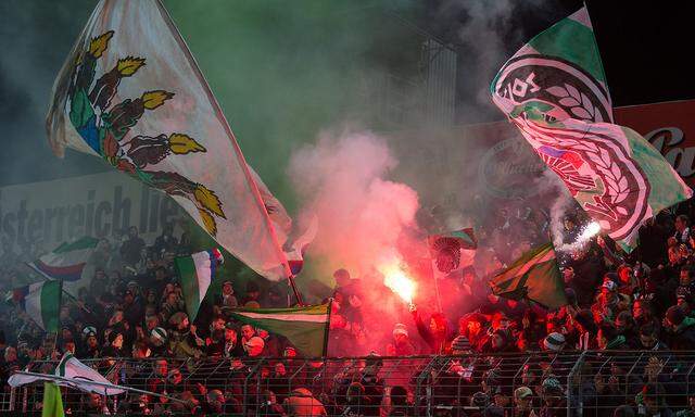 Archivbild: Fans des SK Rapid am Wochenende in der Südstadt