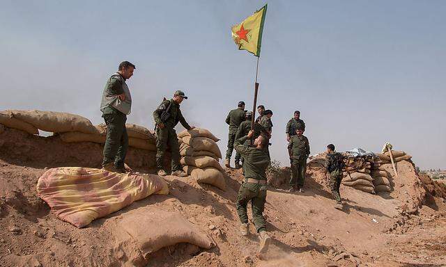 Kurdische YPG-Einheiten stützen den Kampf gegen den IS in Syrien und im Irak. Innenpolitisch stellt die Kurdenfrage in der Türkei immer noch eine ungelöste Frage dar.