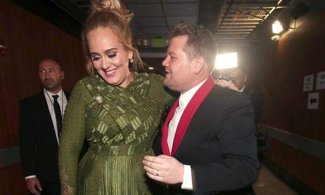 Auch privat sehr eng befreundet: Sängerin Adele und Moderator James Corden, hier bei den Grammy Awards.