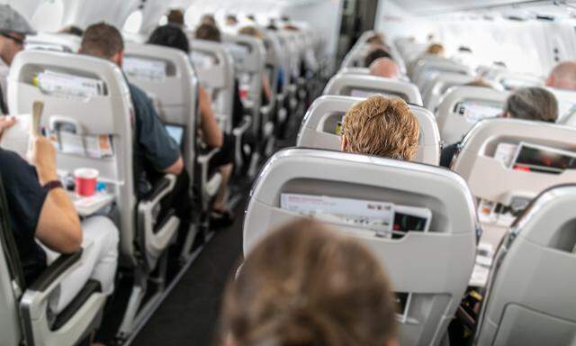 Fluglinien müssen einen möglichst ruhigen Flug garantieren und haften für Unfälle, außer die Passagiere agieren fahrlässig.