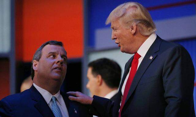Christie with Trump during the Republican presidential candidates debate in Cleveland Ohio
