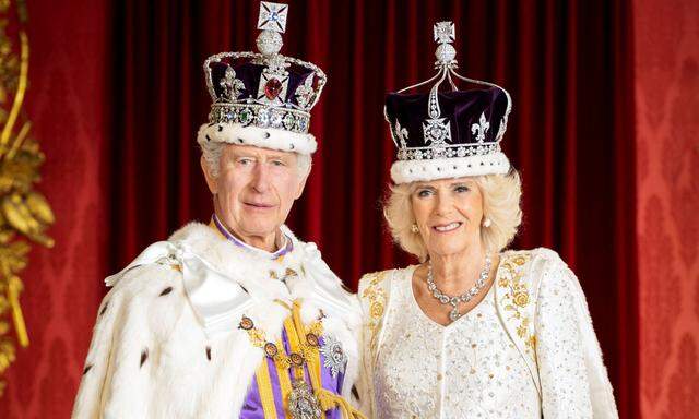 König Charles III. und Königin Camilla. 
