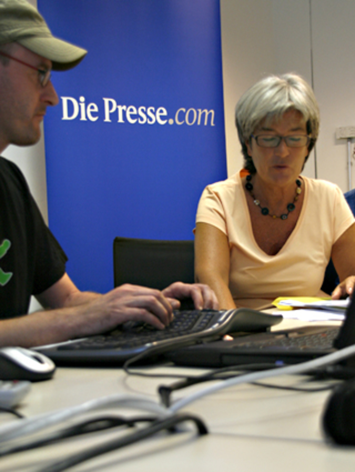 Für die geplante ausgiebige Redaktionsführung war keine Zeit mehr, schließlich warteten die User bereits auf die Beantwortung ihrer Fragen.