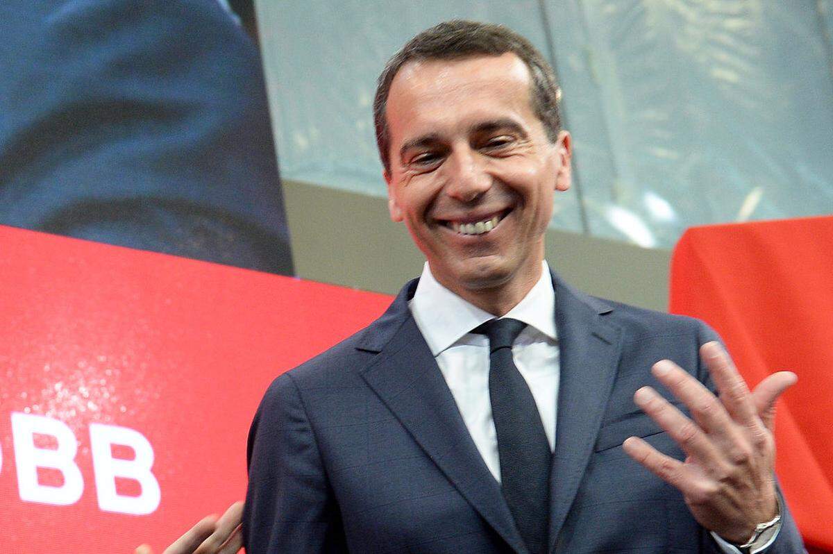 Der Wiener Hauptbahnhof sei ein Gemeinschaftswerk, sagte ÖBB-Chef Christian Kern: "Über eine Dekade lang haben Baggerfahrer, Architekten, Ingenieure oder Putzfrauen dafür gesorgt, dass wir heute hier stehen können."