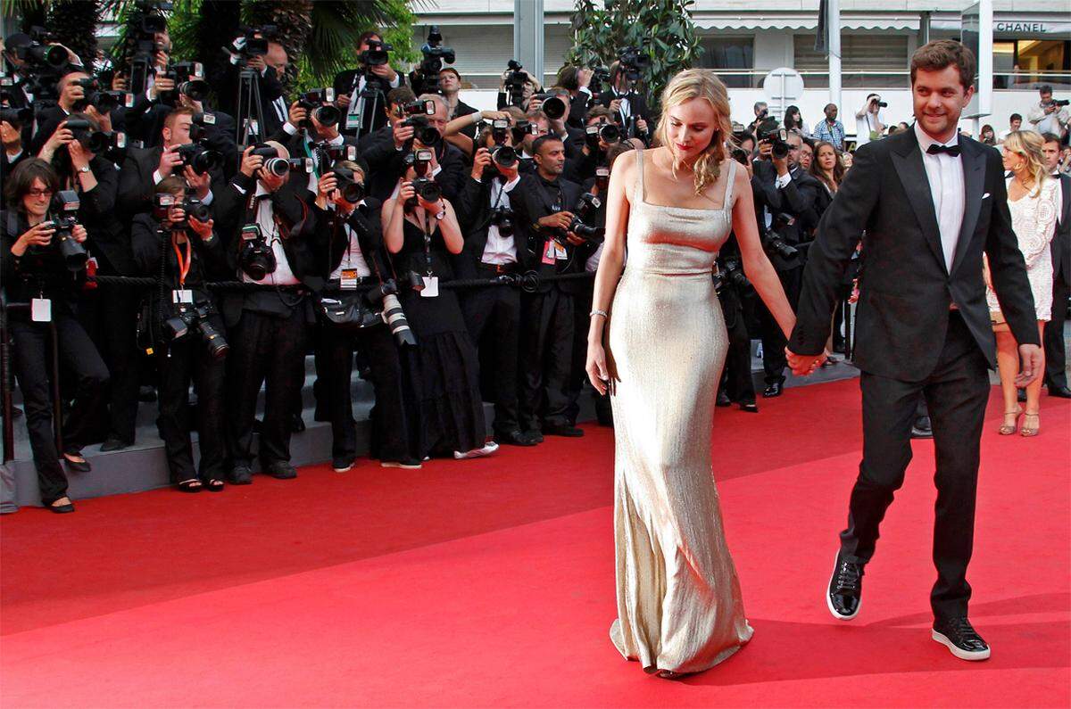 Diane Kruger und ihr Freund Joshua Jackson beim Screening von "We Need To Talk About Kevin". Kruger hatte sich für diesen Anlass für ein Glanzstück von Calvin Klein entschieden.