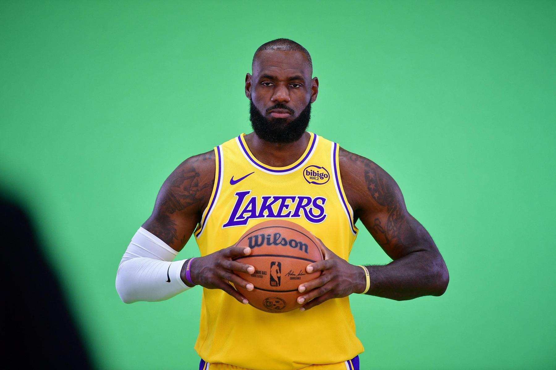 NBA star LeBron James shocks fans: PR stunt instead of retirement