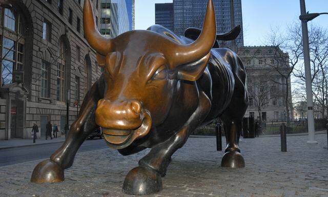 The Wall Street Bull a statue designed by Arturo Di Modica which sits in Bowling Green in the New