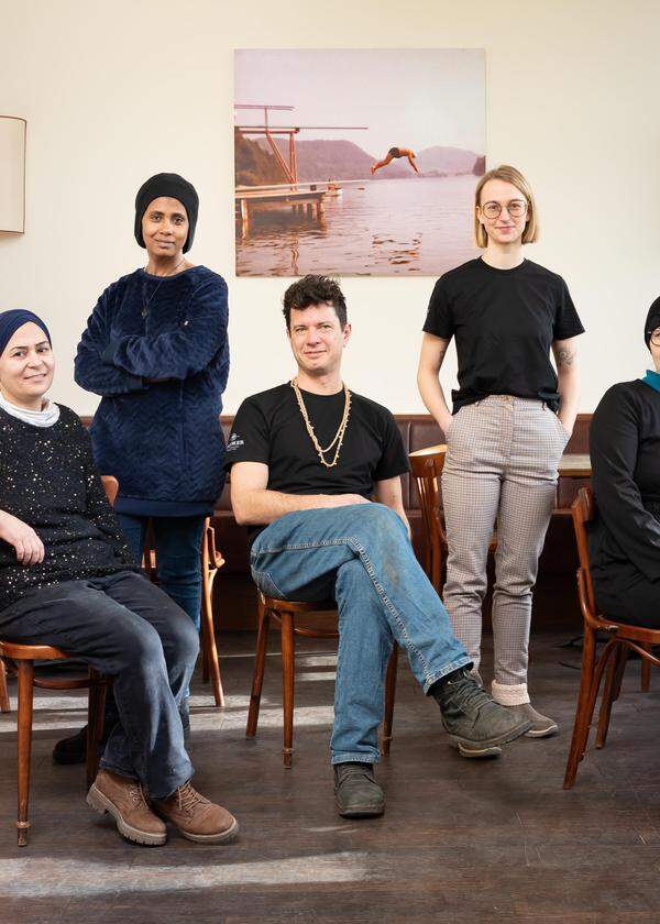 Speisen-ohne-Grenzen-Team: Fatima Ghasemi, Abeba Terefe, Gabriel Zirm, Franziska Fritz, Masumeh Rajabi (v. l.).