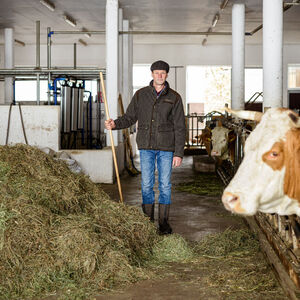 Thomas Niedermühlbichler konnte sich nie einen anderen Beruf als Bauer vorstellen. Ein Zuckerschlecken sei es aber nicht, gibt er zu.