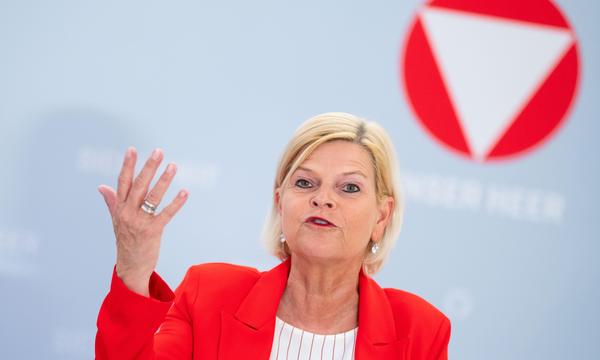 Verteidigungsministerin Klaudia Tanner (ÖVP).