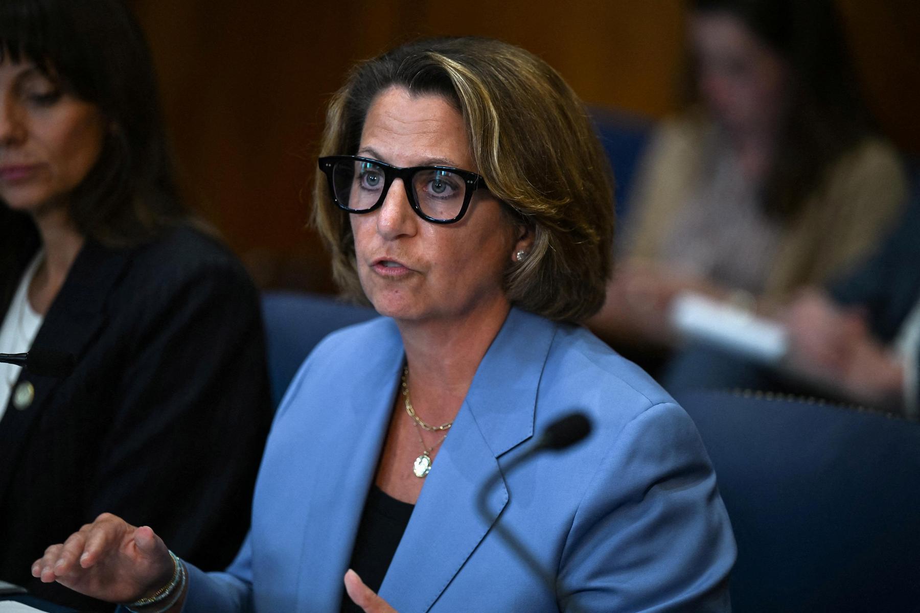 Trump fordert Entlassung von Top-Managerin Monaco bei Microsoft