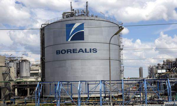 Die Konzerne nehmen Verhandlungen über eine Verschmelzung der Chemieunternehmen Borealis und Borouge auf.