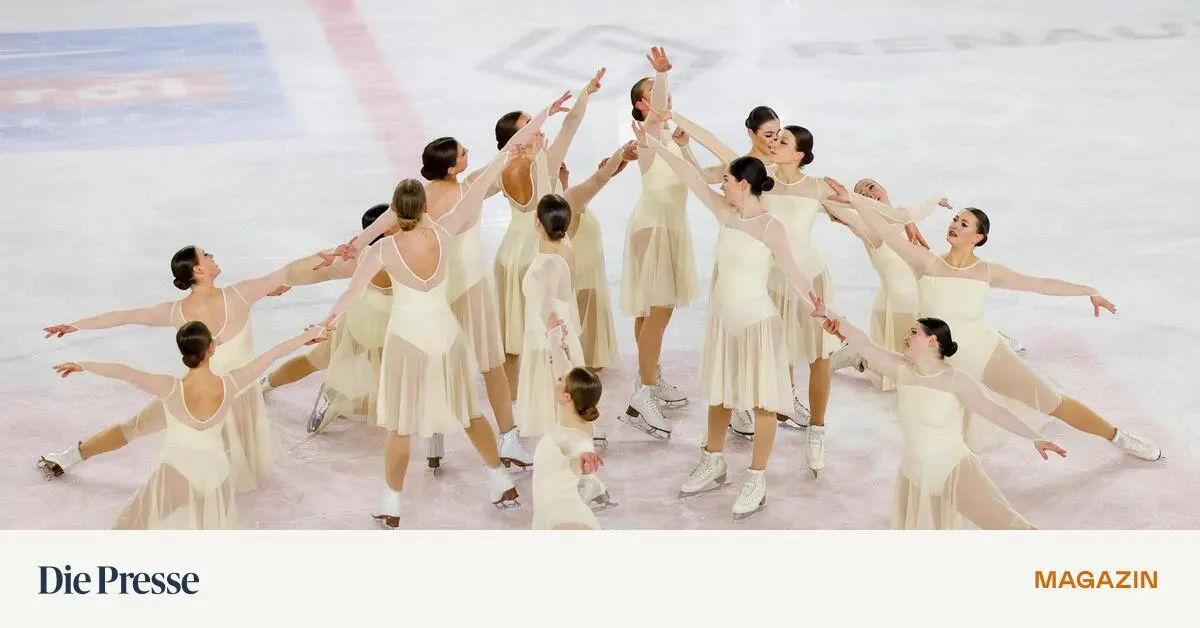 Synchroneiskunstlauf-WM-in-Salzburg-Wo-32-Kufen-im-Gleichschritt-bers-Eis-tanzen-premium-