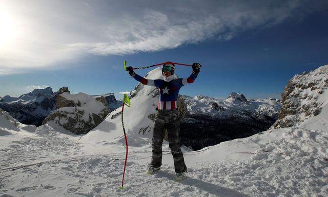 Wie setzt sich ein Skistar richtig in Szene? Mit Posen, Aussagen, Siegen, und all das auf der richtigen Bühne: Lindsey Vonn wählte stets das beste Terrain für ihre Auftritte.