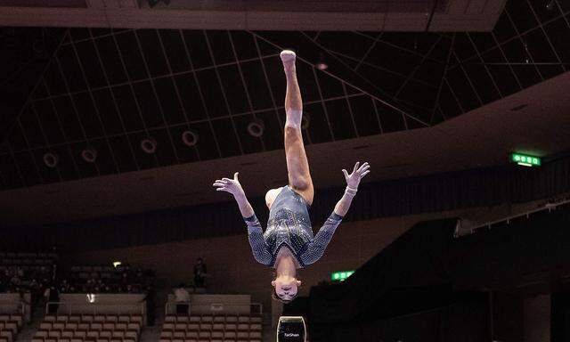 In Abwesenheit von Simone Biles zeigen andere US-Stars wie Kayla DiCello auf. 