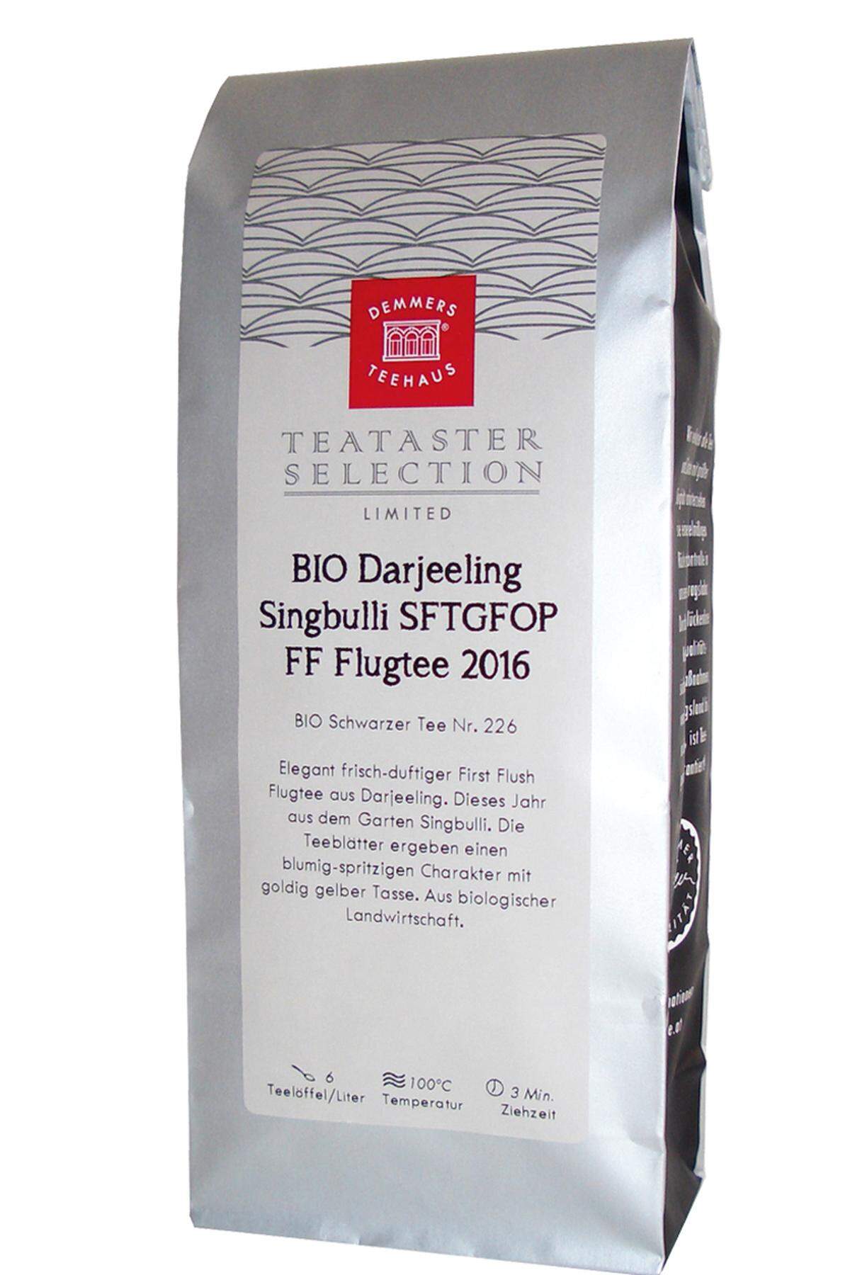 Dieser Bio-Darjeeling kann mit einem feinen Muskatelleraroma aufwarten. www.tee.at