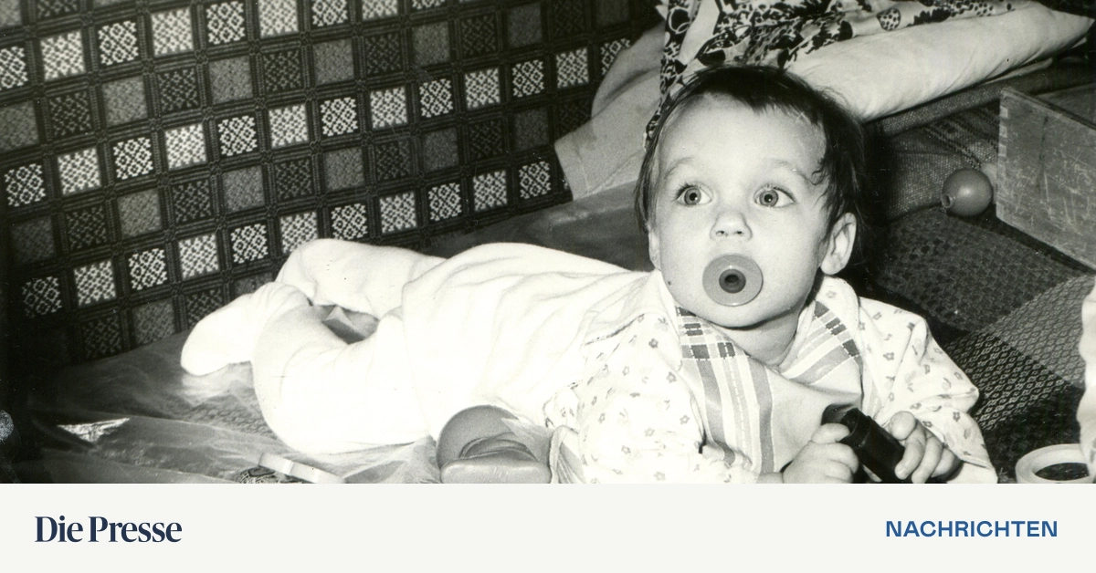 Vor-100-Jahren-Ein-Kinderarzt-erkl-rt-dem-Gummischnuller-den-Vernichtungskrieg-premium-