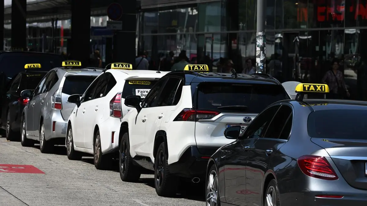 „Taxi-Mafia“ am Hauptbahnhof: ÖBB hoffen, „dass sich die Situation ...