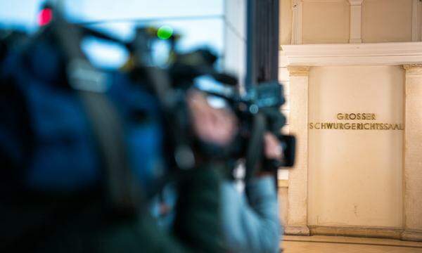In brisanten Spionageverfahren gab es bereits mehrere Freisprüche. Im Bild: Der Eingang zum Großen Schwurgerichtssaal im Straflandesgericht in Wien.