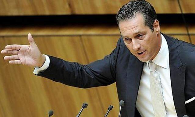 FP-Chef Strache bezichtigt die Grünen, FPÖ-Politiker bespitzelt zu haben