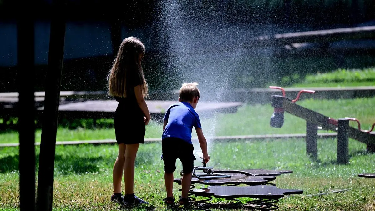 New heat wave: 39 degrees this weekend, could drop to 40 degrees on ...