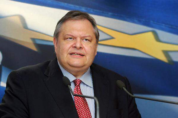 Das hoch verschuldete Griechenland darf nach Einschätzung seines neuen Finanzministers Evangelos Venizelos keine Zeit mehr verlieren. Für Griechenland sei es absolut notwendig, seine Glaubwürdigkeit in Zusammenhang mit dem Sparprogramm wieder zu erlangen.