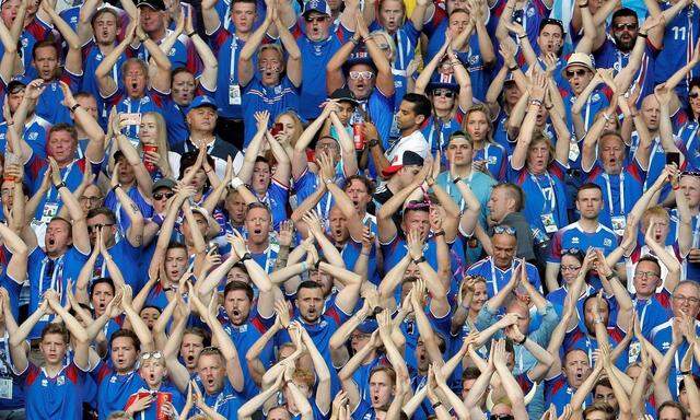 Iceland s players during the FIFA World Cup WM Weltmeisterschaft Fussball 2018 Group D soccer match