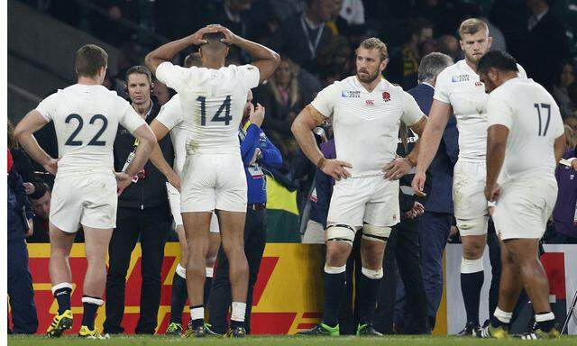 England v Australia - IRB Rugby World Cup 2015 Pool A