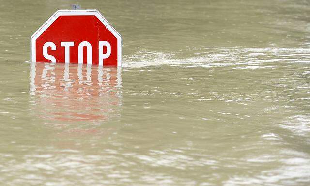 Hochwasser in Österreich - Seit dem Wochenende ist Hochwasseralarm in Österreich.