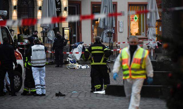 Trier steht nach einer Amokfahrt in der Innenstadt unter Schock.